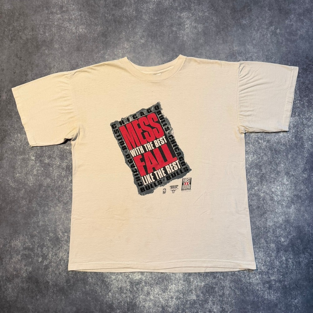 Vintage Chicago Bulls Salem Sportswear T Shirt Mens XL Cream NBA First Round 90s